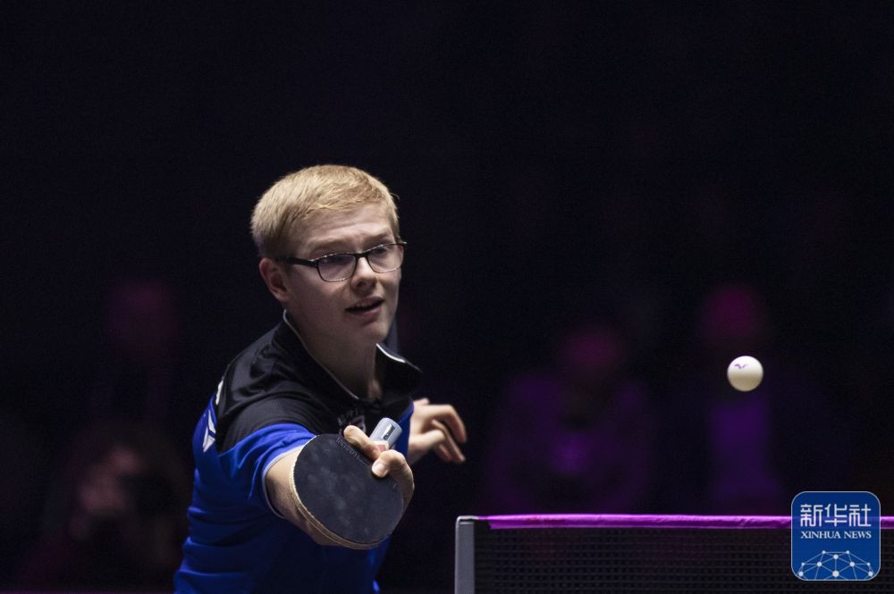 展方向不谋 展方向不谋